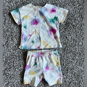 BabyGap 6-12 Months T-Shirt + Biker Short Rainbow Tye Die Matching Set